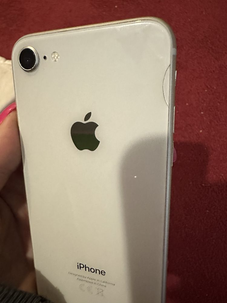 Iphone sliver  8 64gb