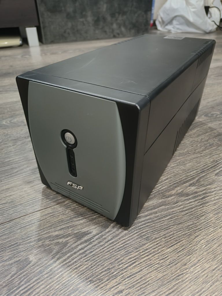 Бесперебойник UPS ИБП