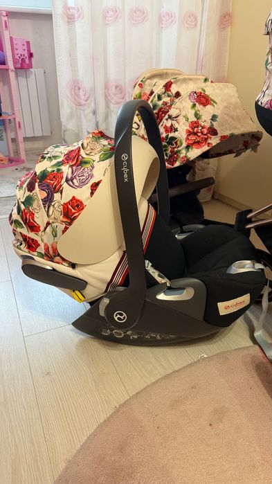 Cybex Priam Lux R Spring Blossom коляска