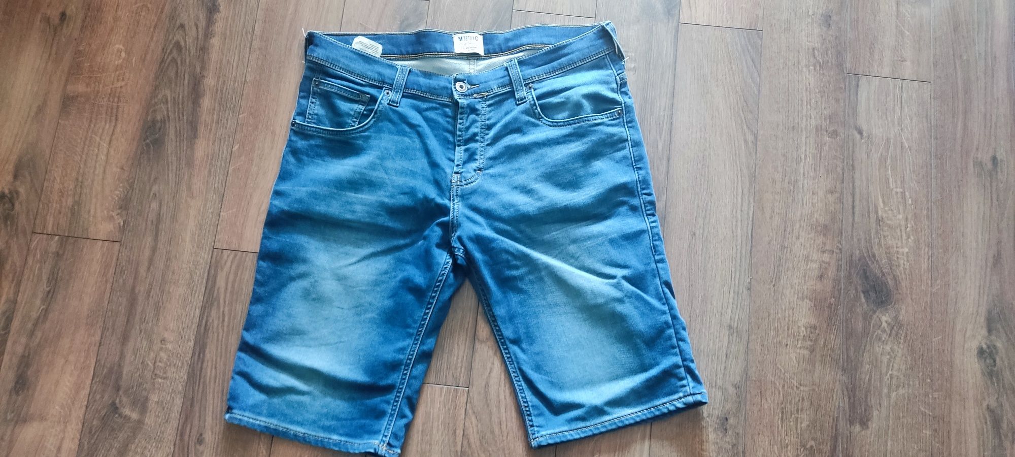 Spodenki jeansowe Mustang r. 34