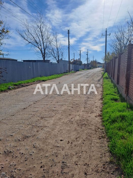 Участок 20 соток в Черноморке под коммерцию