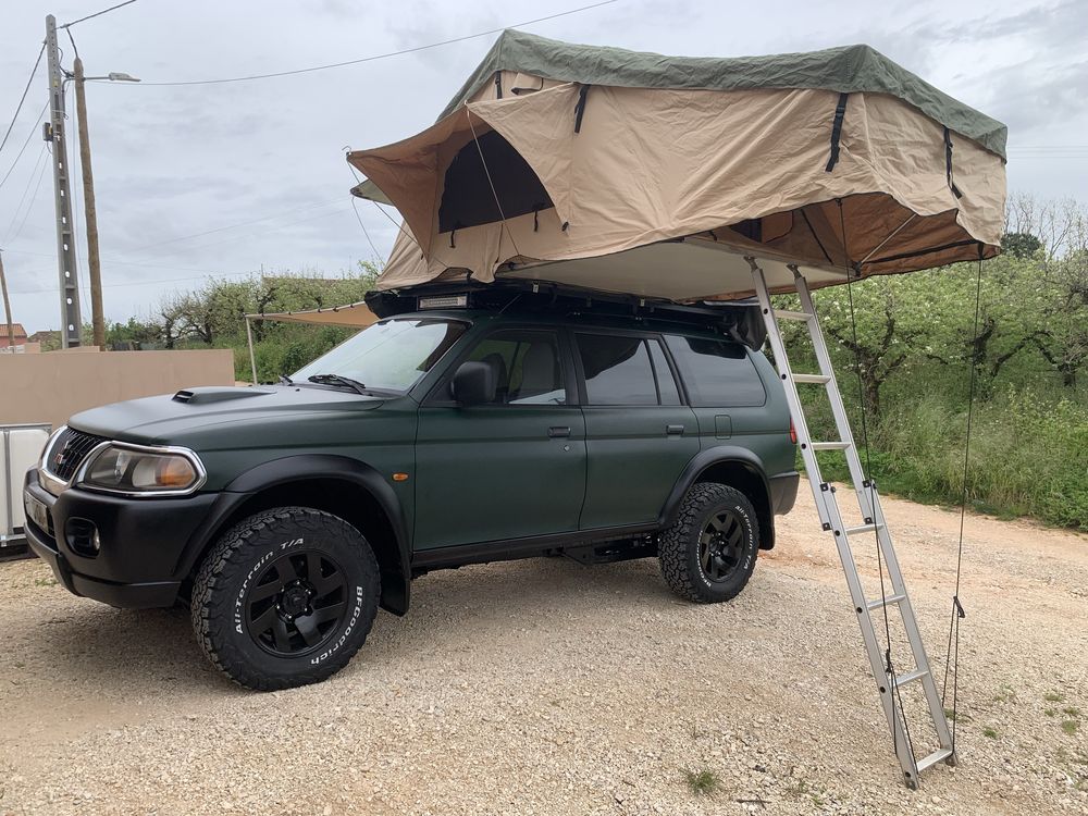 Mitsubishi Pajero Sportwagon OVERLAND