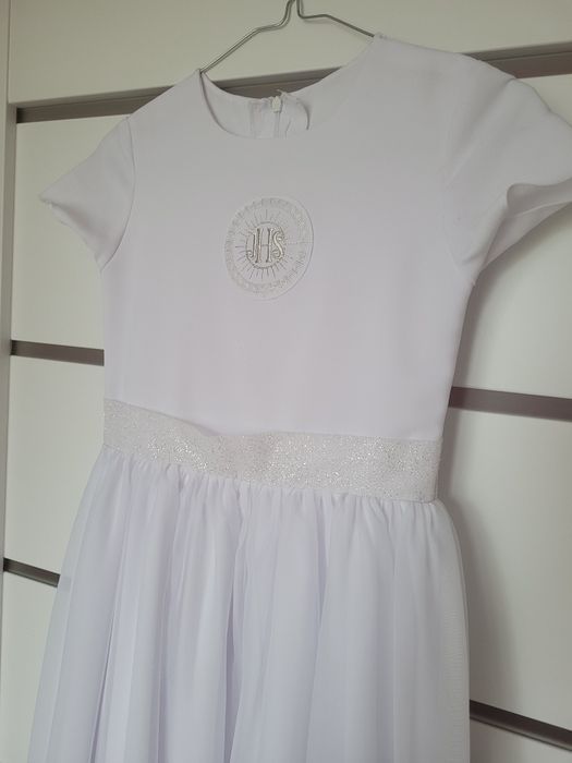 Sukienka komunijna biała literka A lekko rozkloszowana bolerko torebka