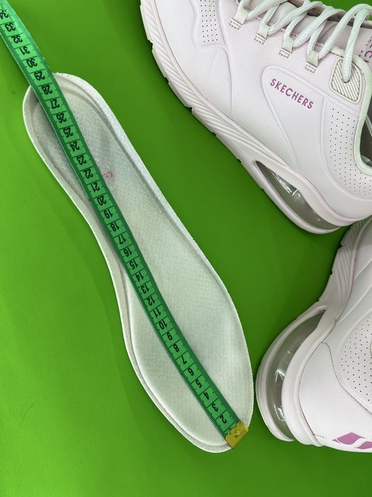 Кросівки 42р.28,5см. Skechers