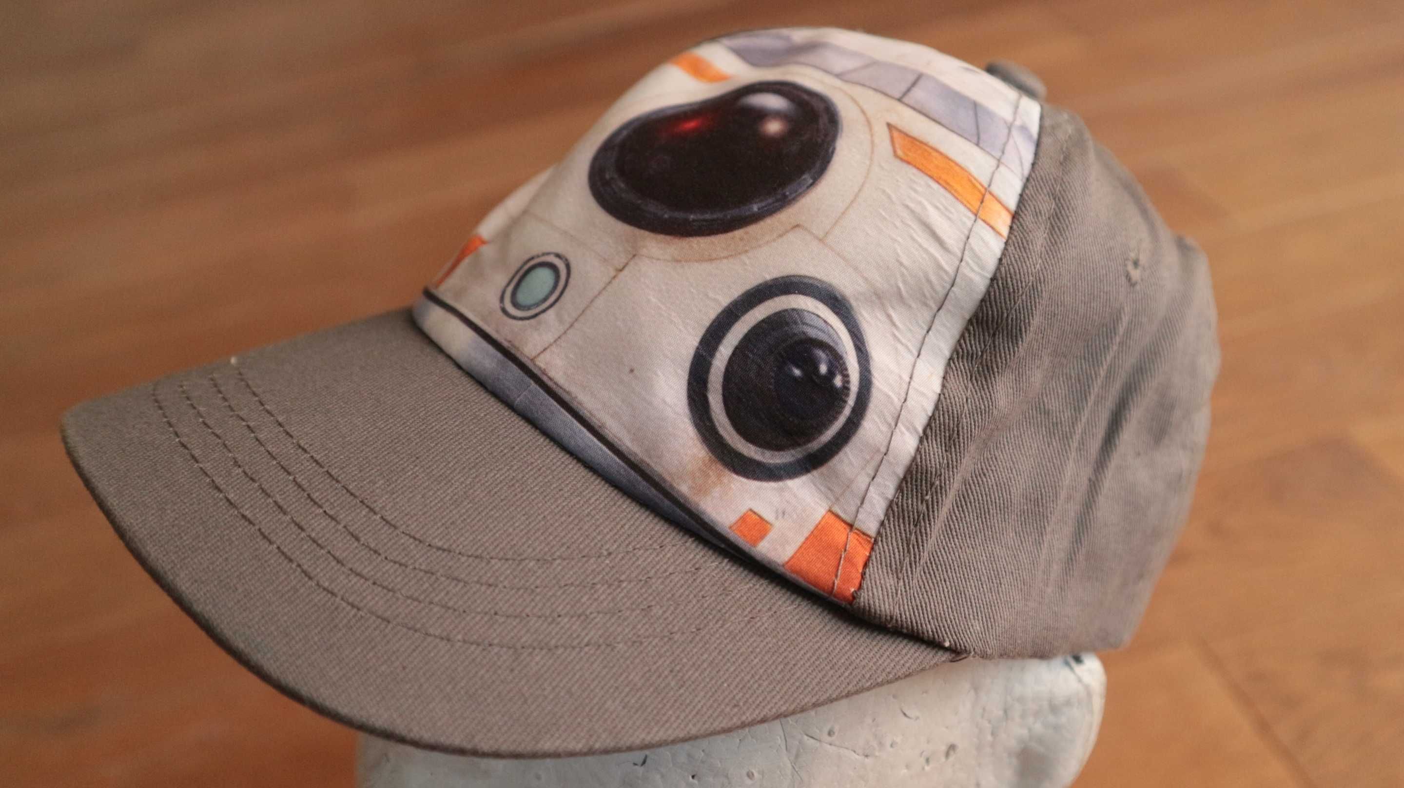 Czapka z daszkiem BB8 STAR WARS chłopięca