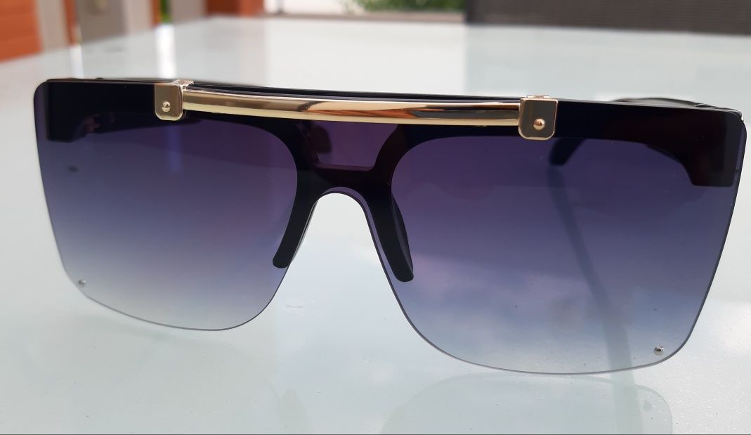Óculos de sol tipo LV Louis Vuitton 2022 Novos por estrear
