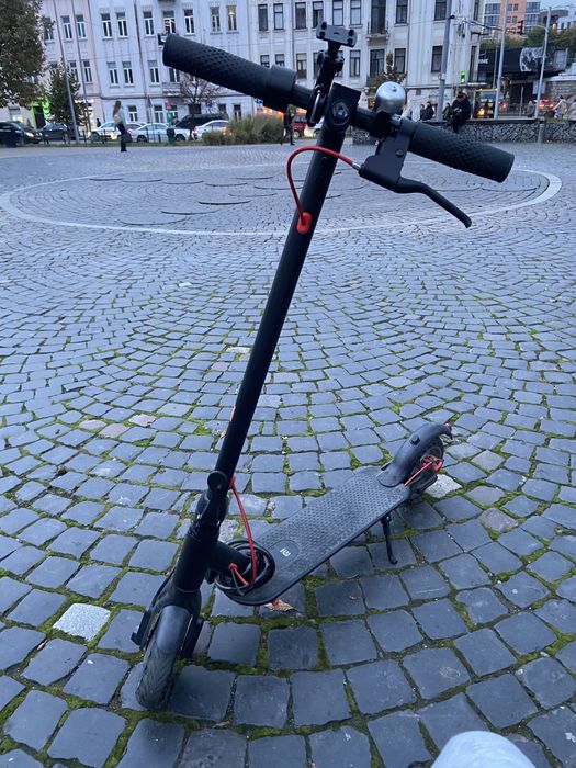 Електросамокат ксяомі