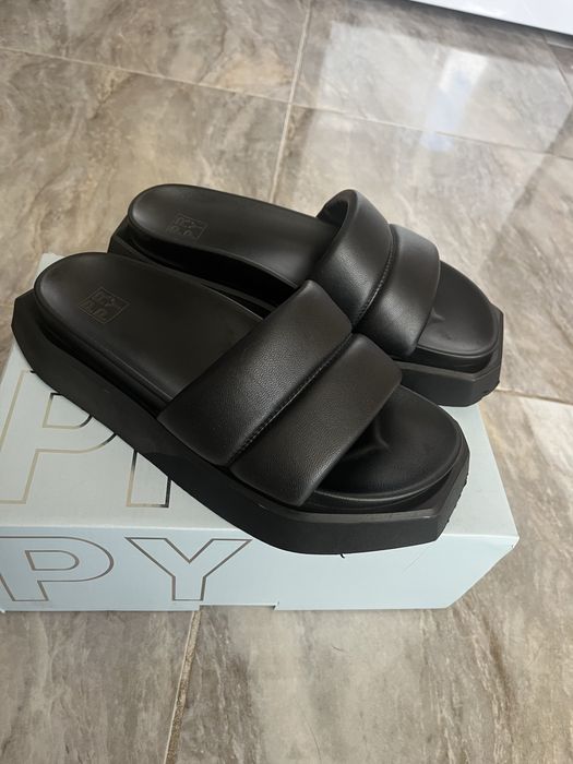 Продам жіноці шкіряні шльопанці, бренд PRPY