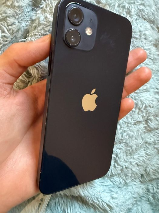 Iphone 12 64GB usado