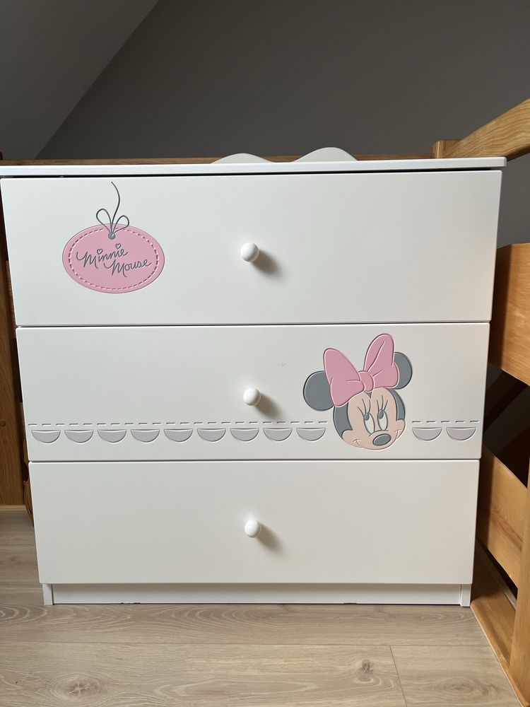 Komplet mebli Minnie Meblik, szafa, komoda, łóżko, regał, skrzynia