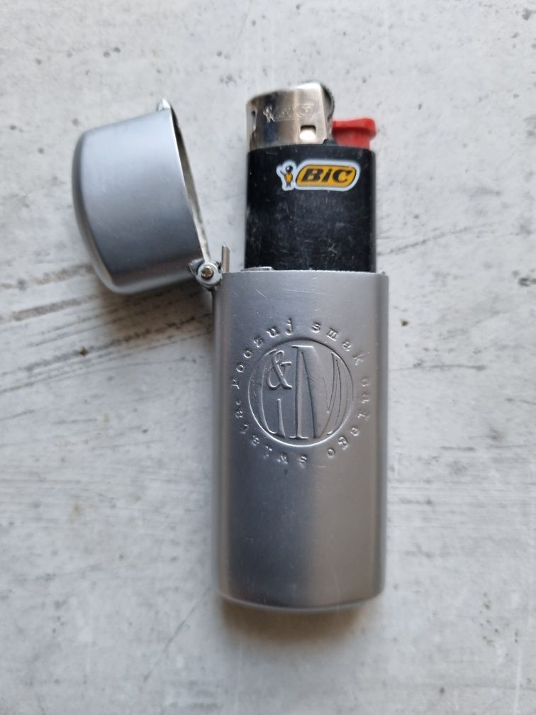 Etui do zapalniczki L&M metalowe