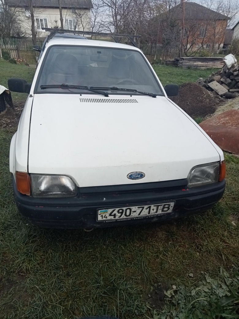 Продам Ford Escort 1987