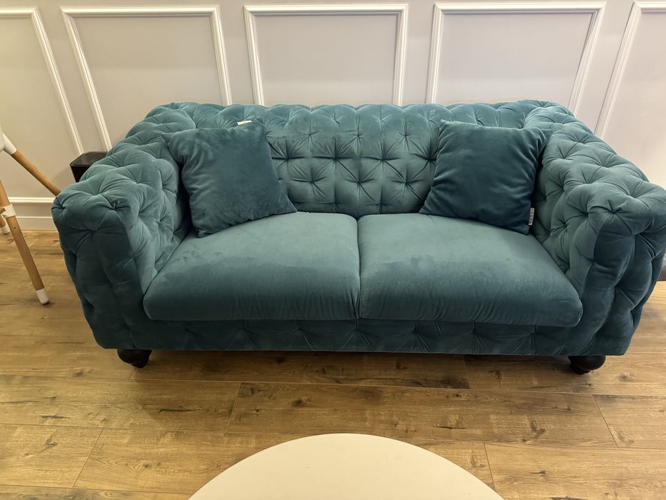 Sofa pikowana welur New Elegance