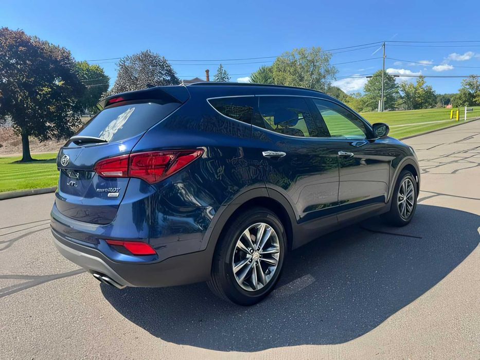 Hyundai Santa Fe      2018