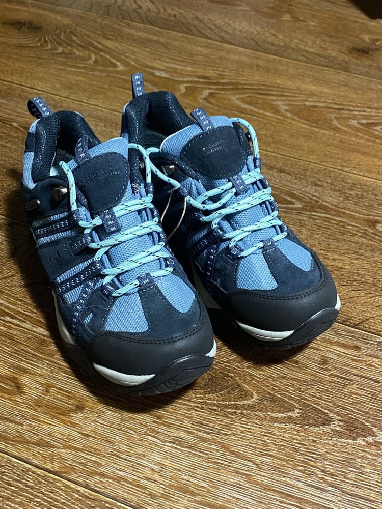 Mountain Warehouse Жіноче взуття для прогулянок Belfour