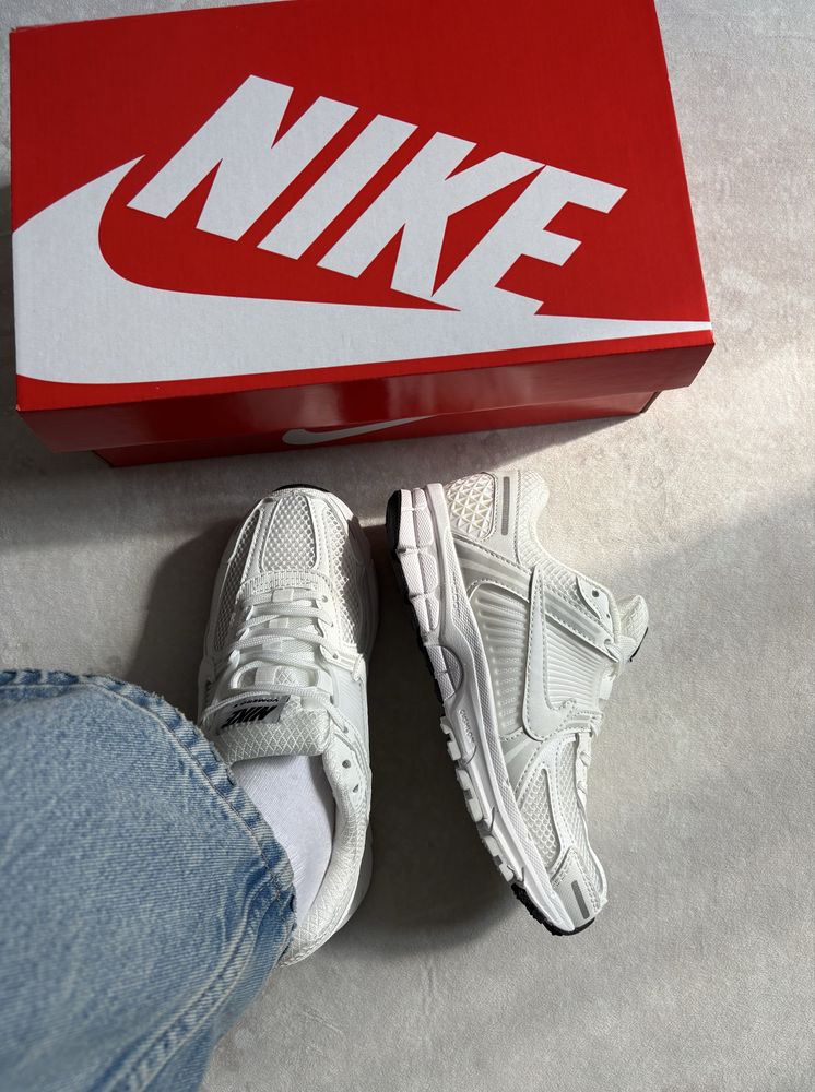 Nike Air Zoom Vomero 5 White