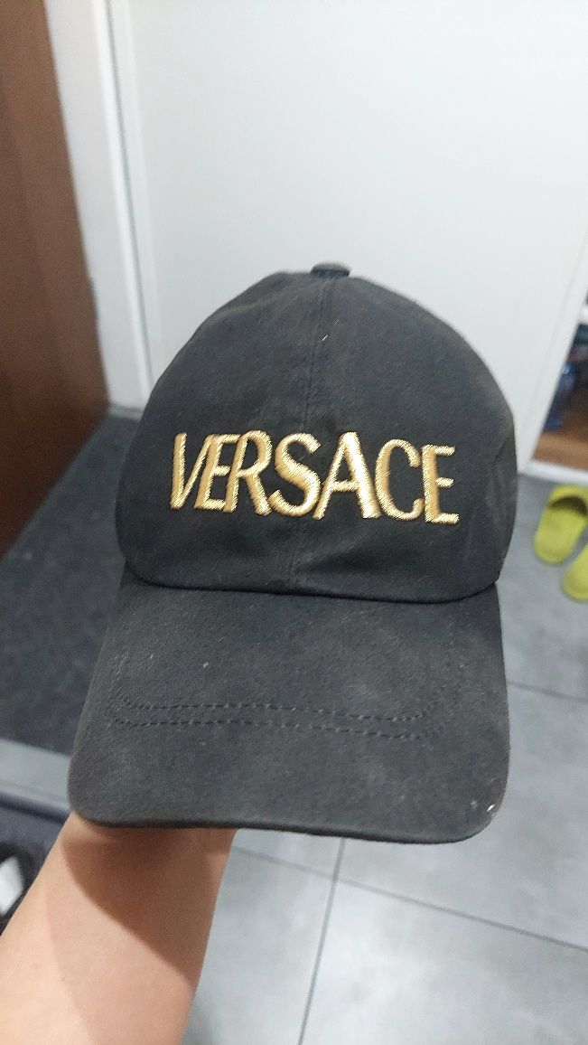 Czapka z daszkiem versace