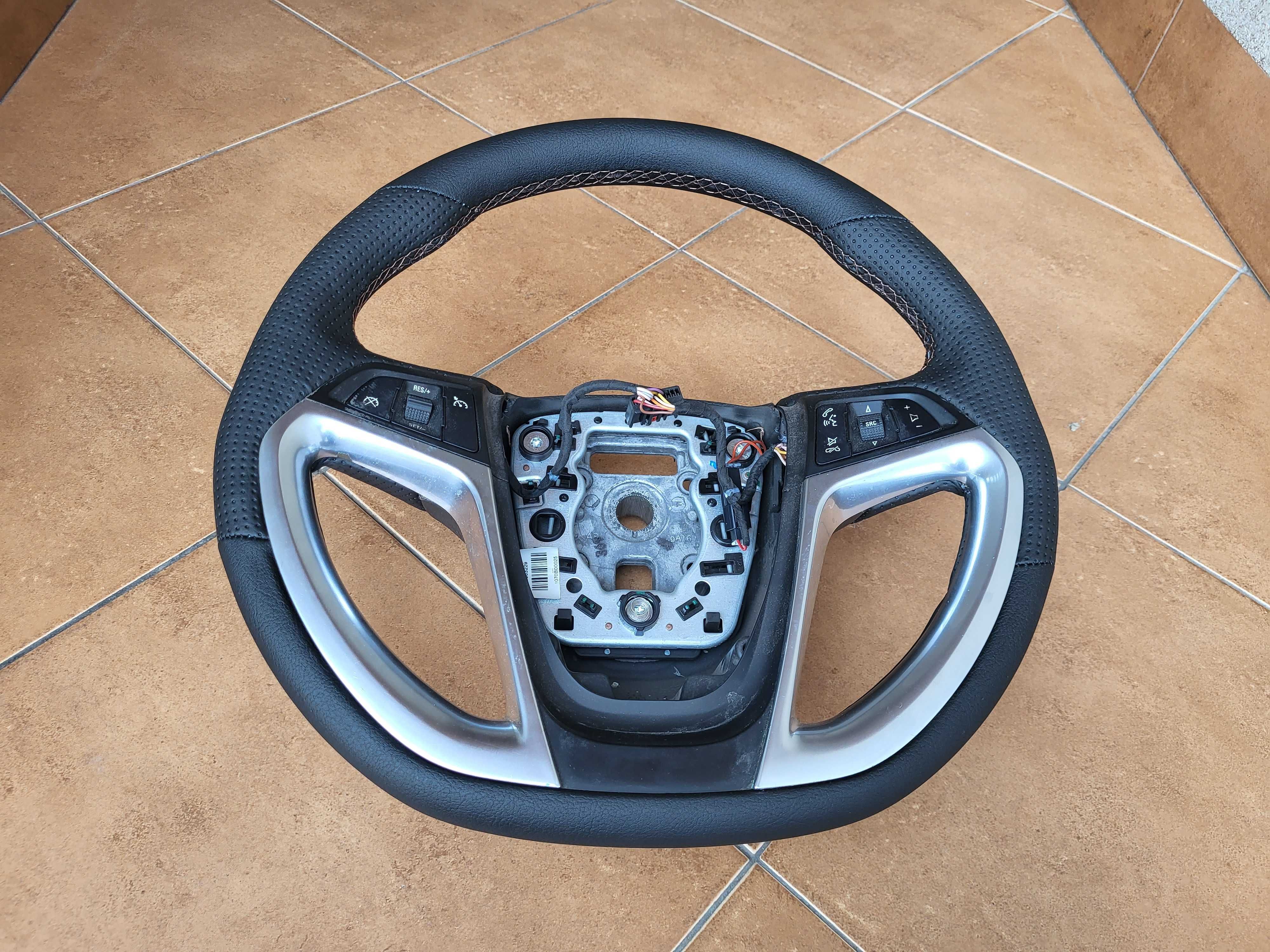 Opel Insignia A Astra J OPC kierownica skóra bardzo ładna
