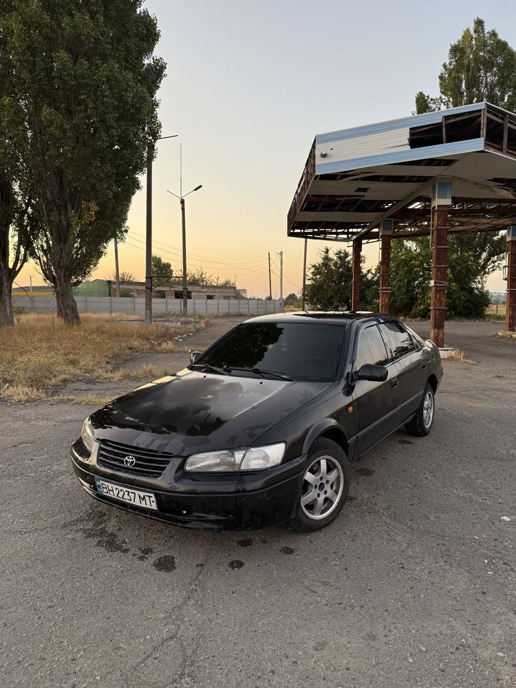 СРОЧНО Toyota Camry 20 2.2 газ/бензин
