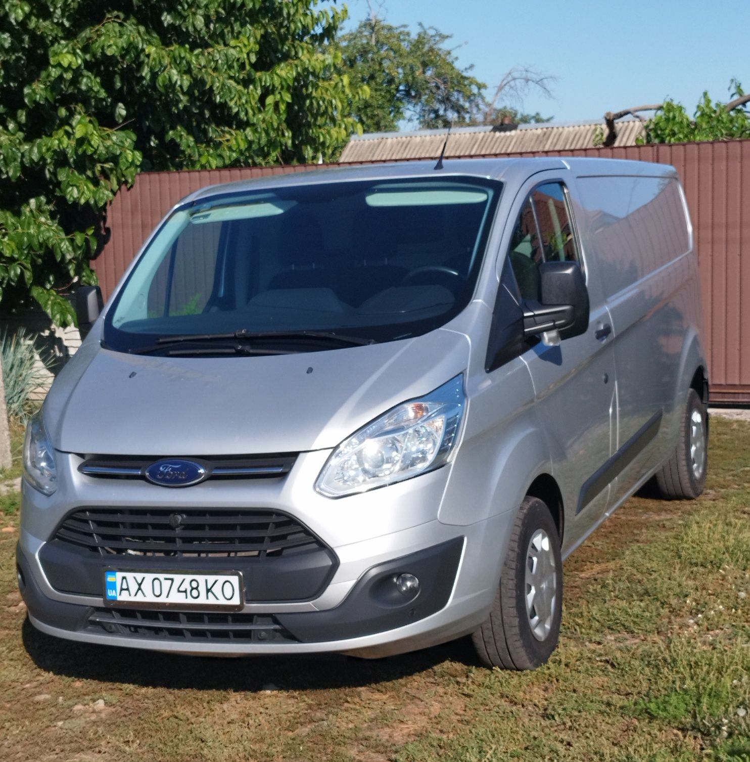 Бус Ford Transit Custom довга база