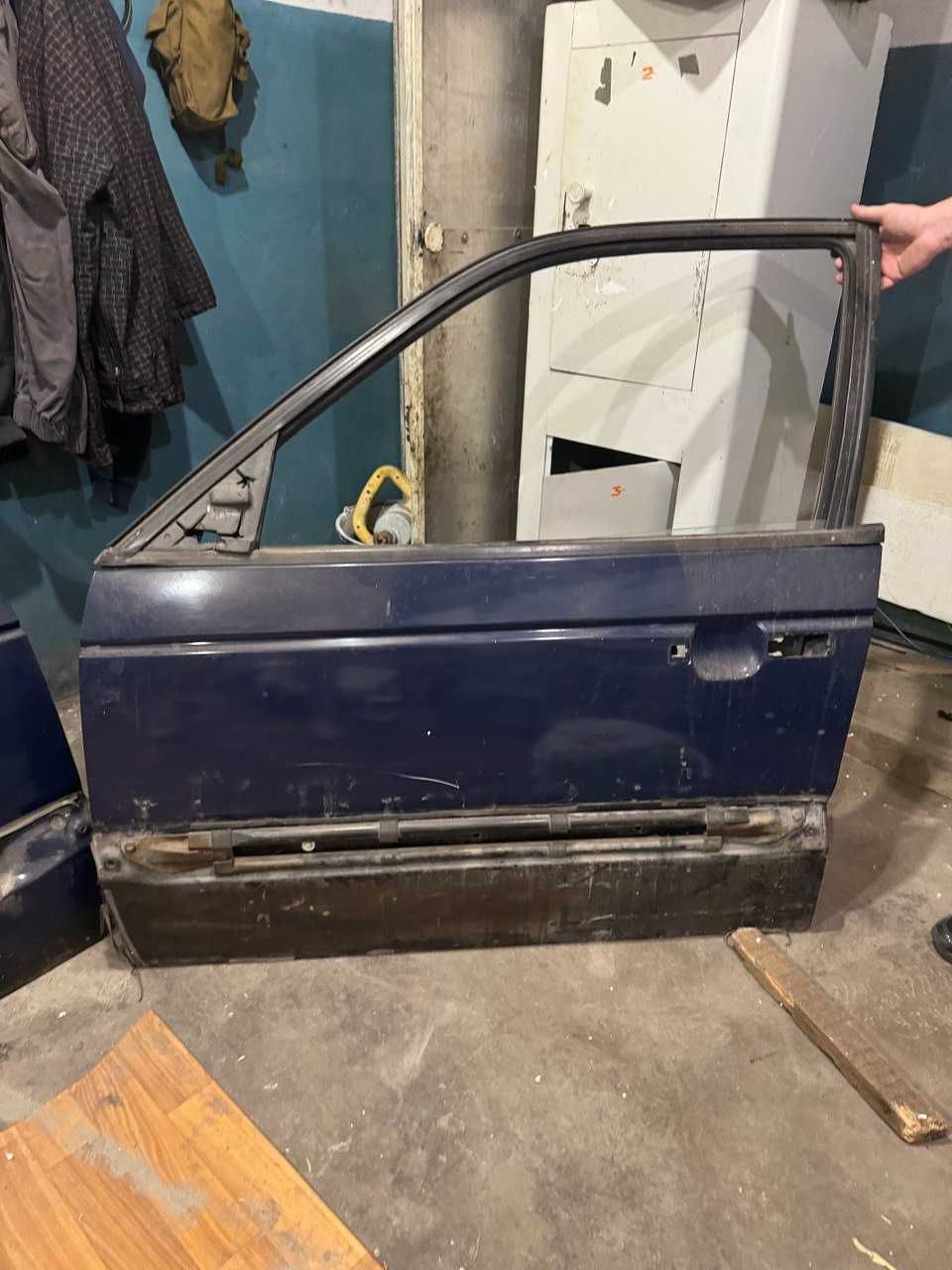 Двери на passat b3