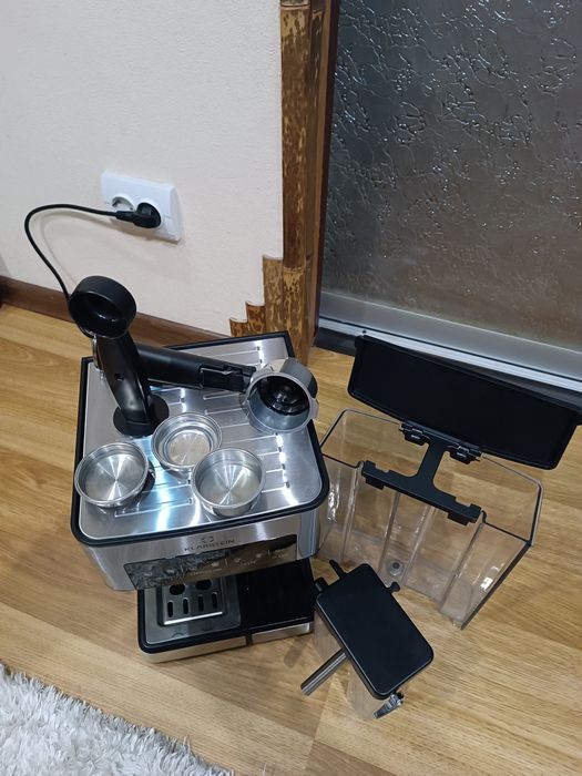 Кавоварка ріжкова Klarstein Arabica Comfort, еспоресо, капучино, латє