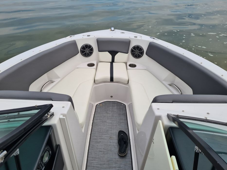 Łódź motorowa Four Winns H210 Volvo Penta V8 2014r.