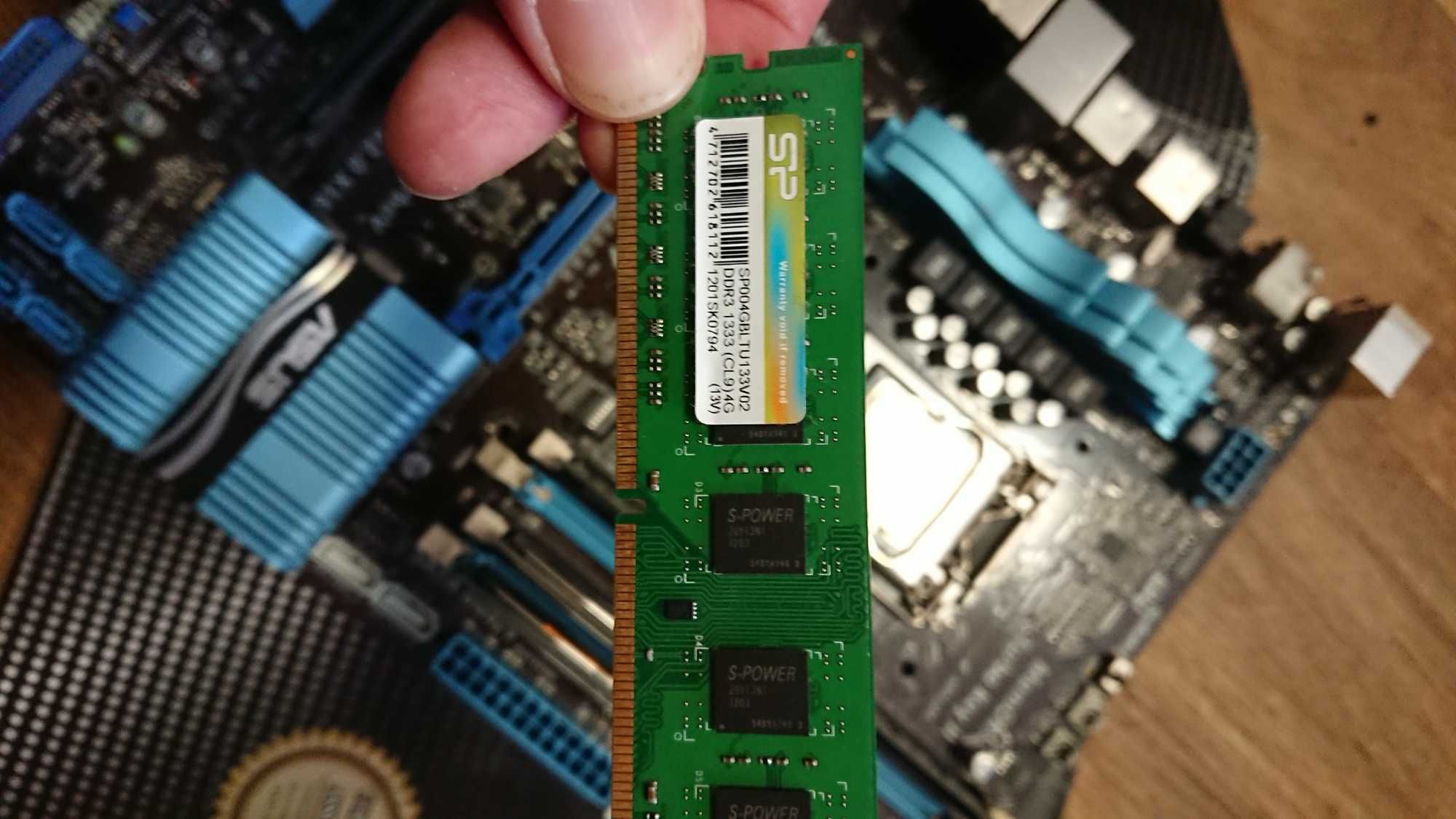 Материнская плата Asus P8H67 (s1155, Intel H67, 2xPCI-Ex16) + Проц + О