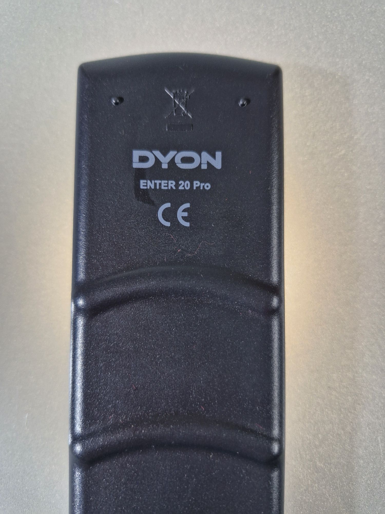 Pilot TV DYON Enter 20 Pro