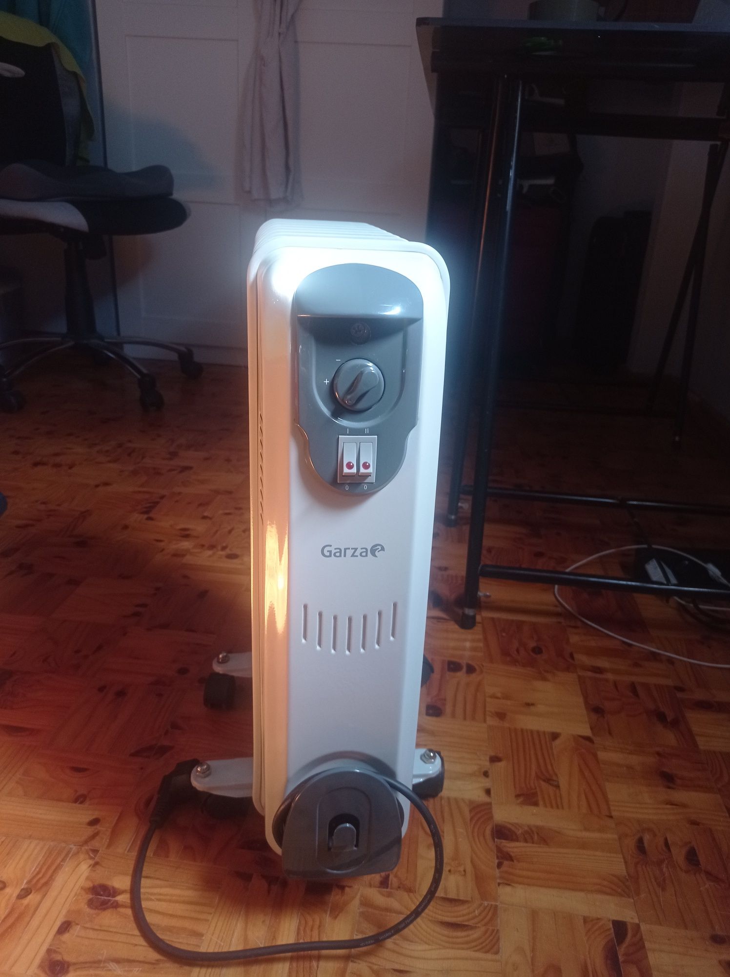 Aquecedor de óleo Garza 2000W