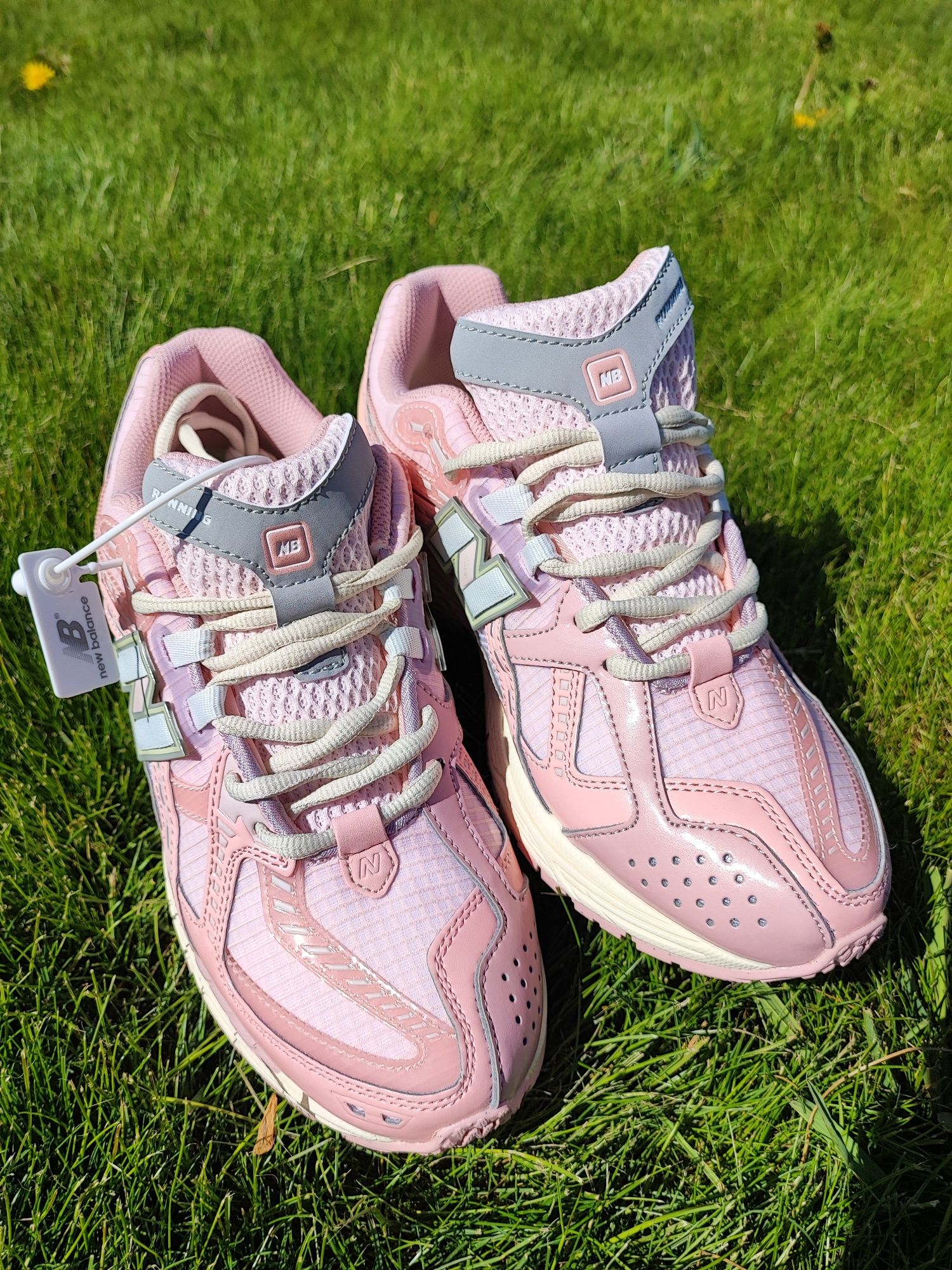 Продам кросівки NB