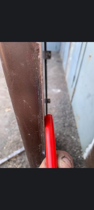 Двері металеві.. доброї якості