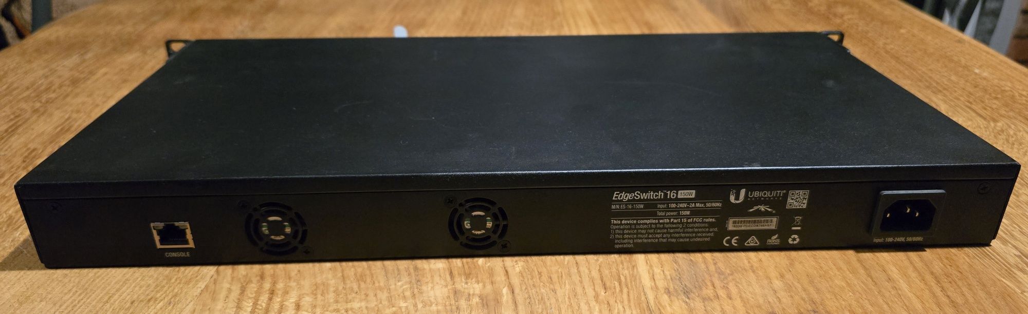 Ubiquiti EdgeSwitch16 ES-16-150W PoE 16-Port Gigabit