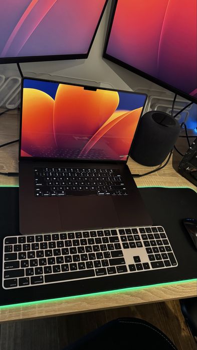 Apple Macbook pro 16 MA 2TB,16 CPU/40GPU/128GB  RAM Space Black 2023