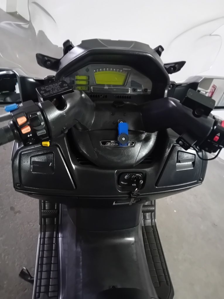 Suzuki Burgman 650 Executive