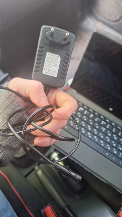 Microsoft surface pro 4/64 +64 gb SD card