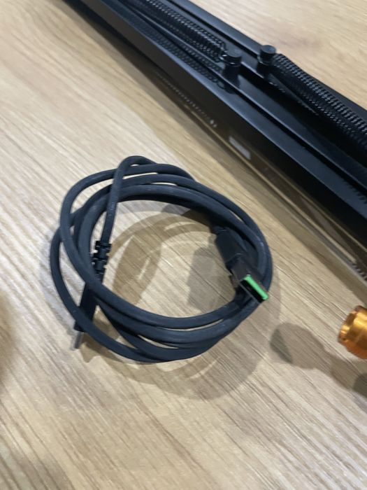 Microfone Razer Seiren V3 Mini Preto + Braço de suporte de mesa