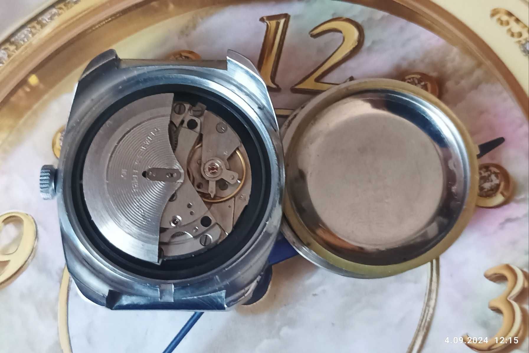 Zegarek męski Poljot aut. 23 kamieni z datownikiem