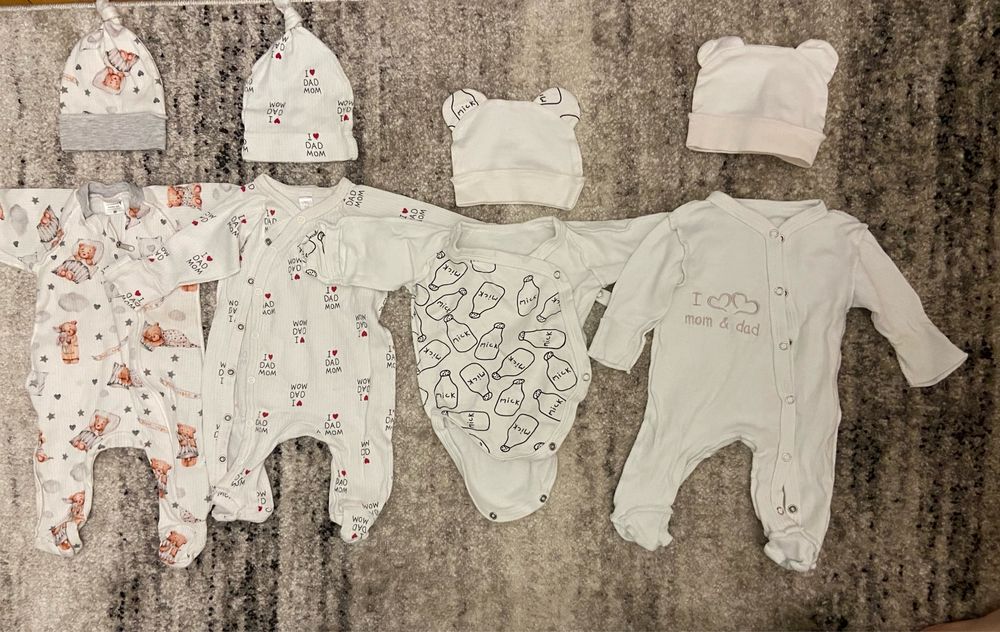 Набір одягу в пологовий