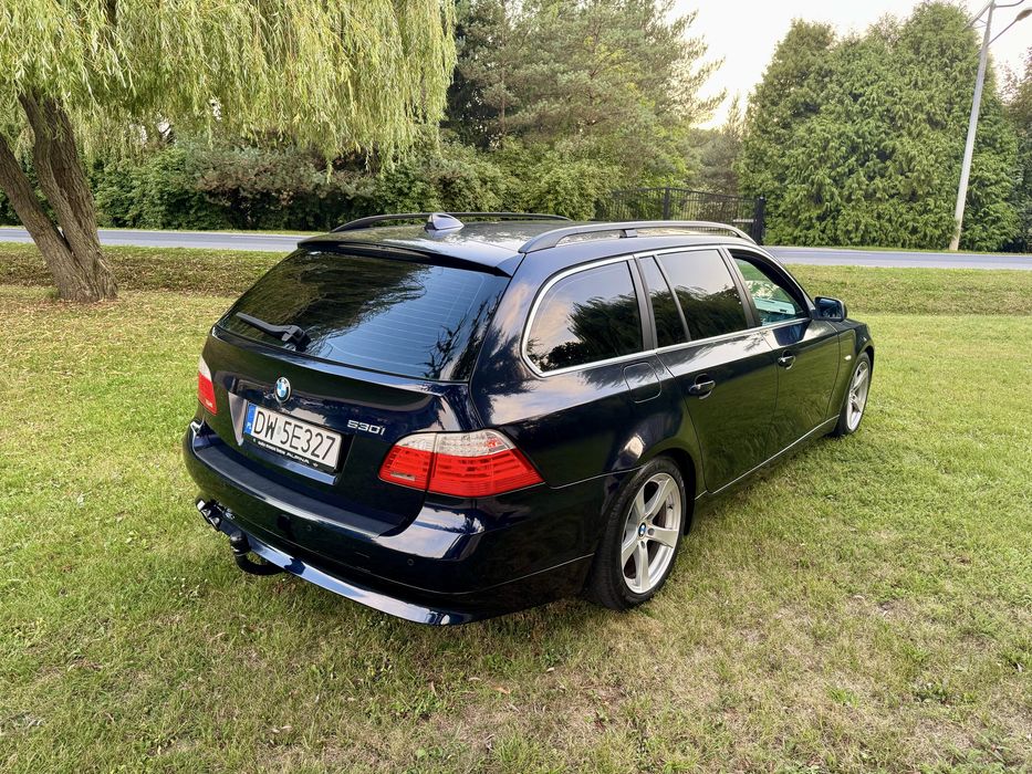 BMW 530i 272km 2007r touring manual zadbany 2 kpl kol zamiana