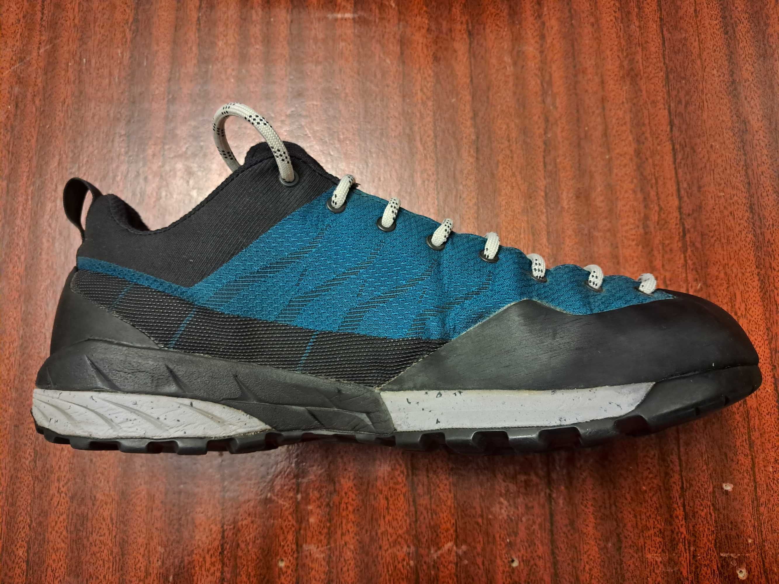 Кроссовки  SCARPA ОРИГИНАЛ размер 45 стелька 29.5см