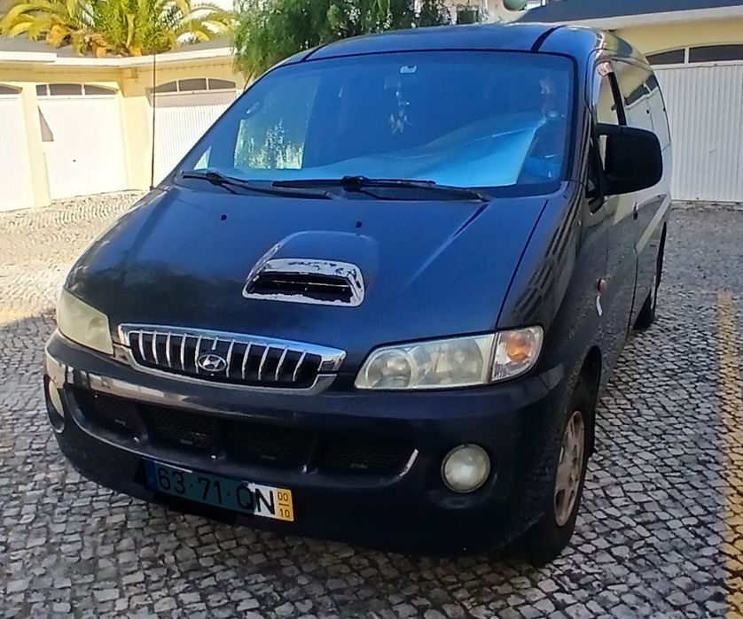 Hyundai H1 de 9 lugares