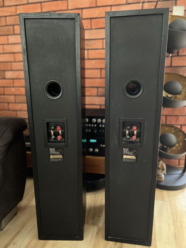Kolumny podłogowe Technics SB T200