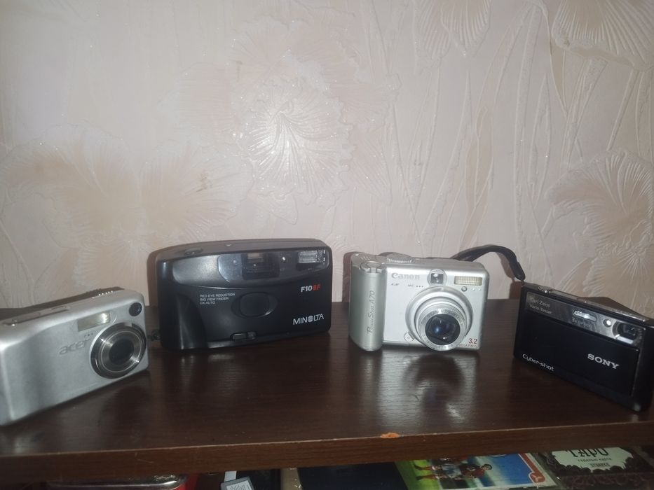 Продам фотоапарати