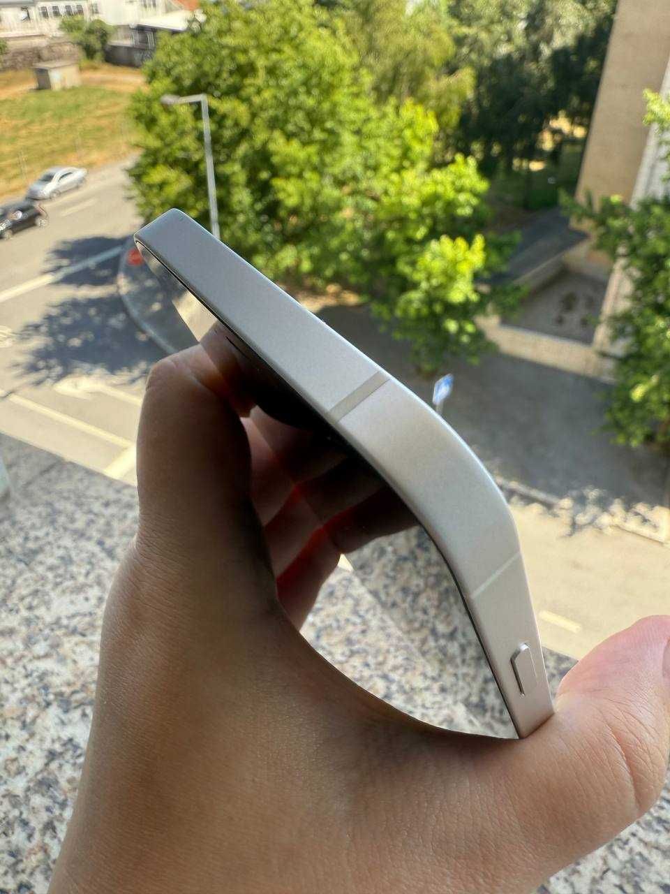 iPhone 12 – 128GB – Branco – Em ótimo estado!