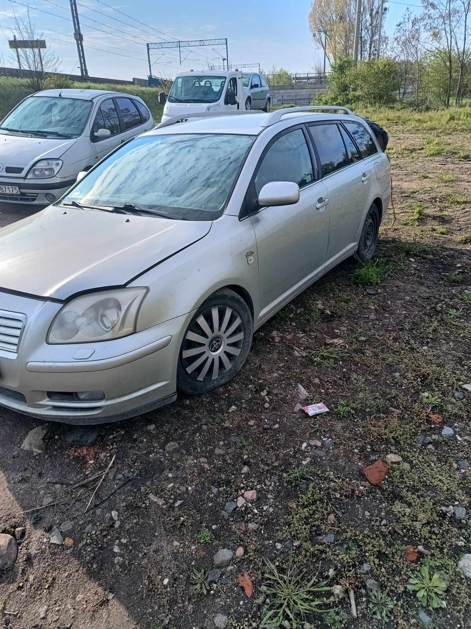 Toyota Avensis t25 na części