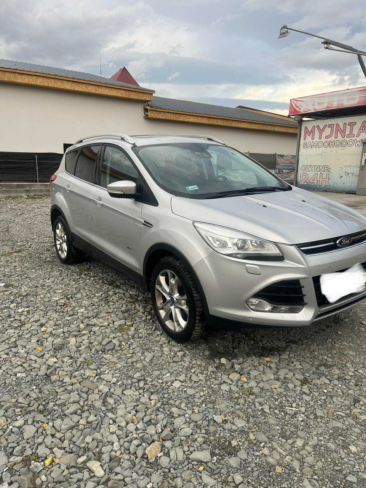 Ford kuga titanium S Plus najbogatsza wersja