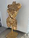 Suporte Corpo Feminino Dourado