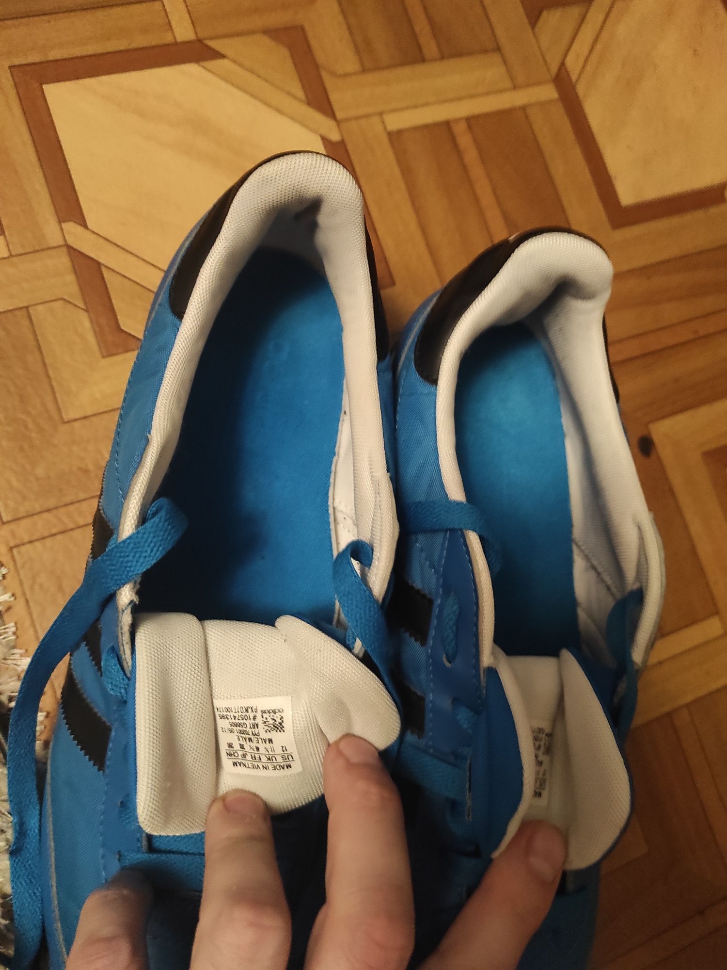 Продам почти новые кросовки Adidas Orion 46