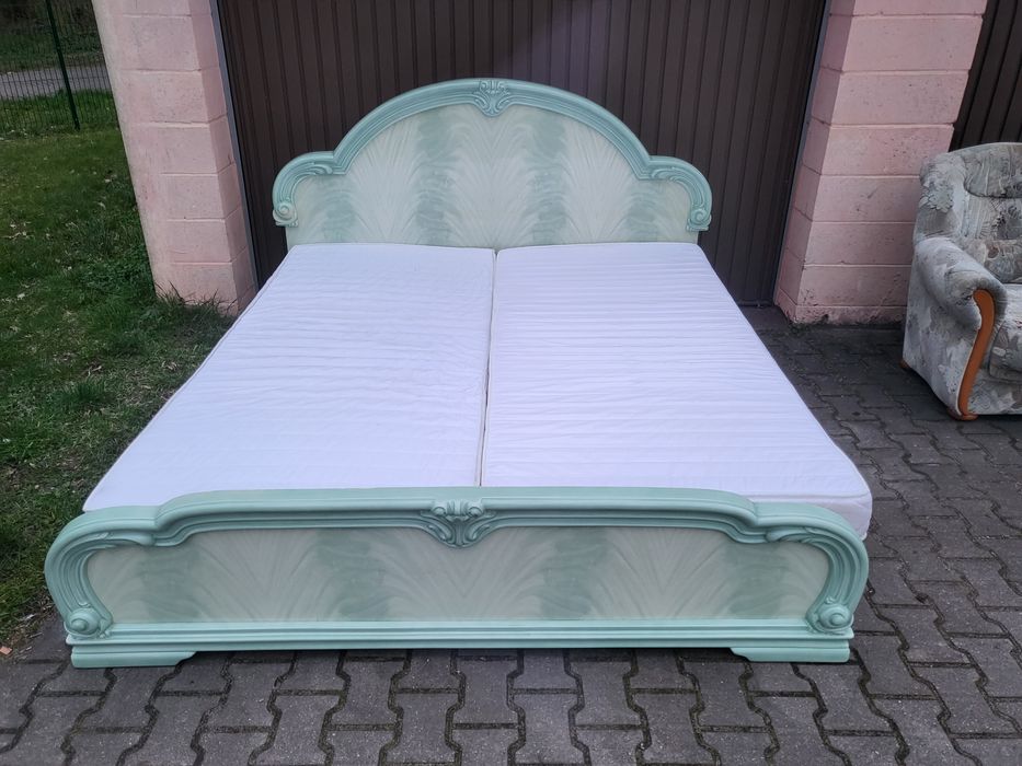 Stylowe łóżko sypialniane 180x200 komplet